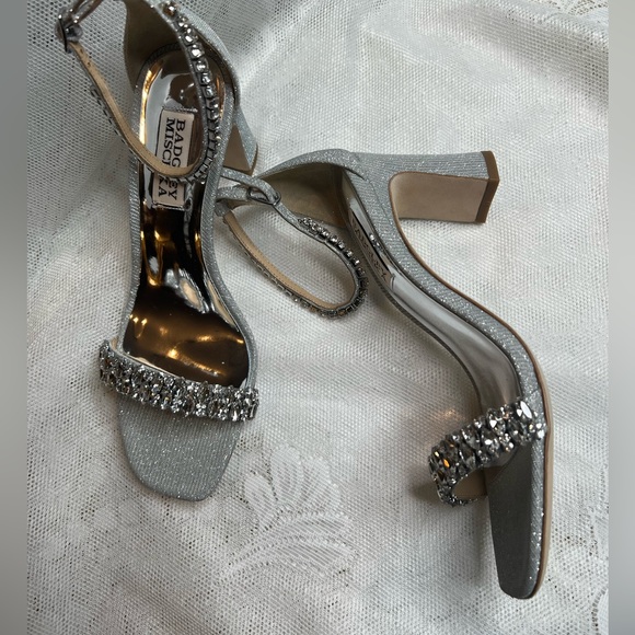 Badgley Mischka Harriet Open Toe Block Heel in Silver - Picture 4 of 14